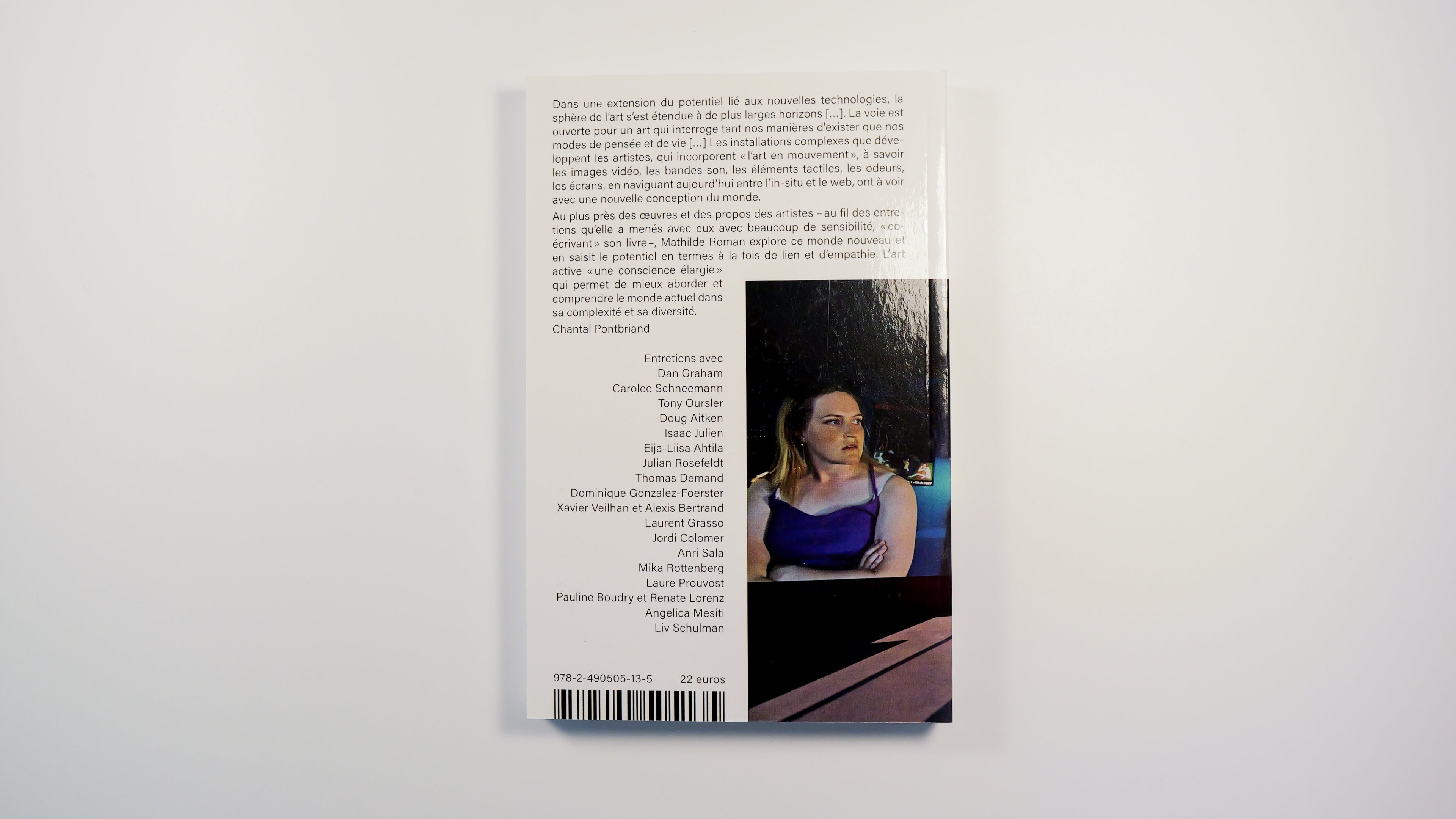 Habiter l'exposition, l'artiste et la scénographie - Mathilde Roman